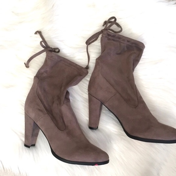 Catherine Malandrino Taupe Sorchanie Heeled Boot - Picture 6 of 6